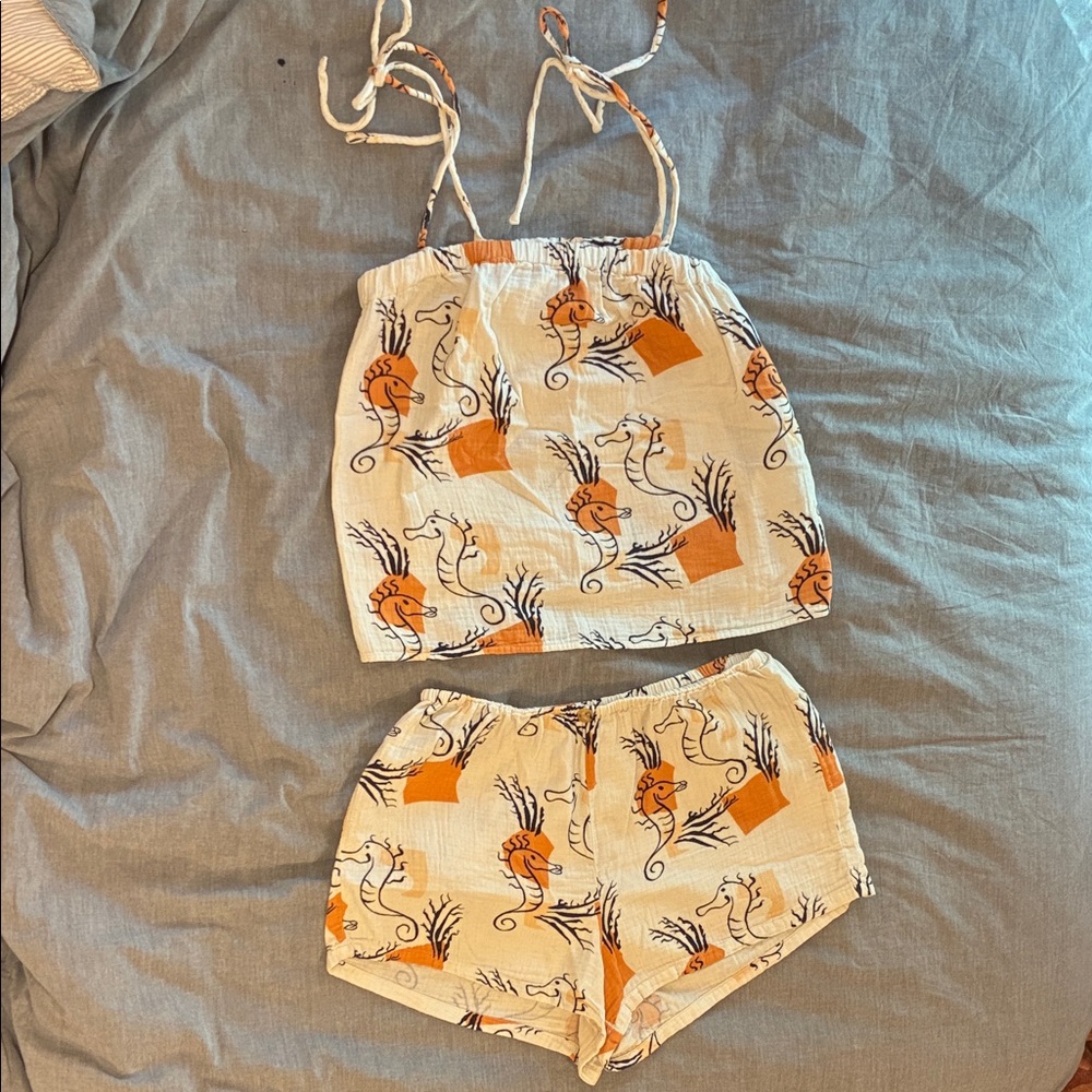 Seahorse Print Sleepwear Set in Cream and Orange